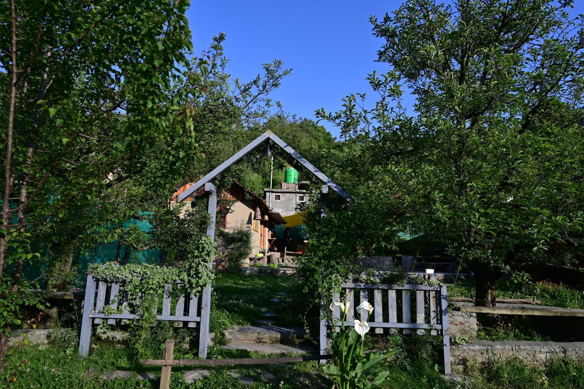 Himalayan Mud Resort Kasol Buitenkant foto