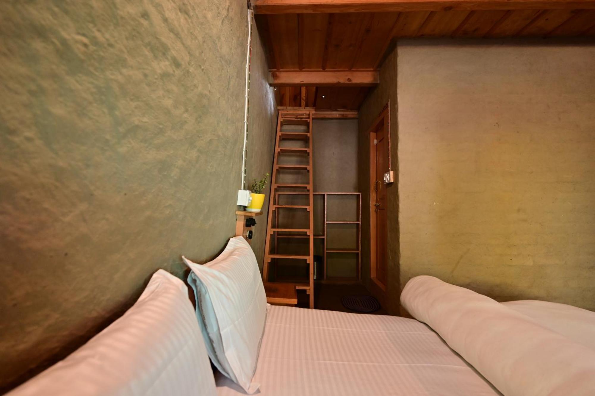 Himalayan Mud Resort Kasol Buitenkant foto