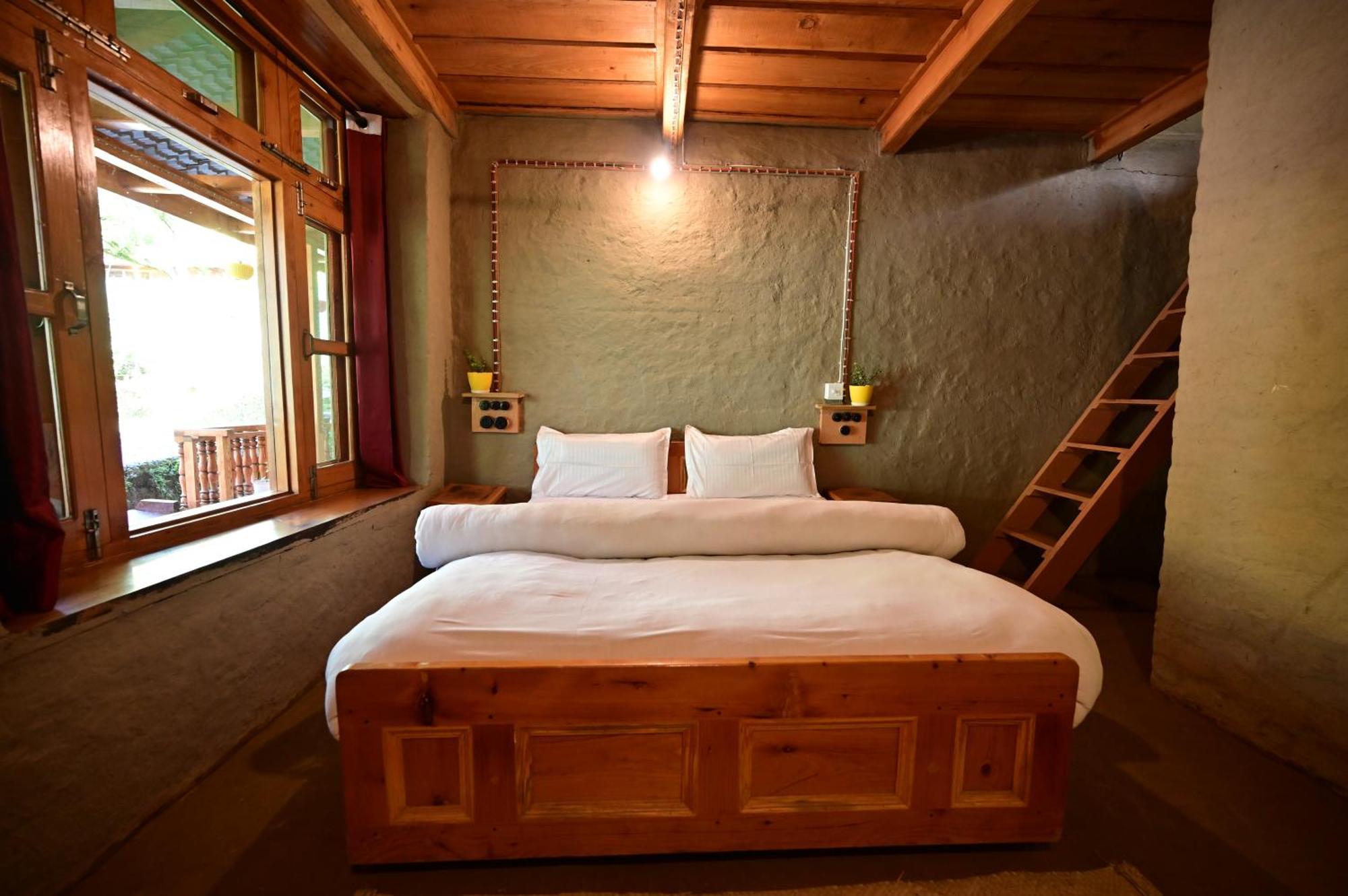 Himalayan Mud Resort Kasol Buitenkant foto