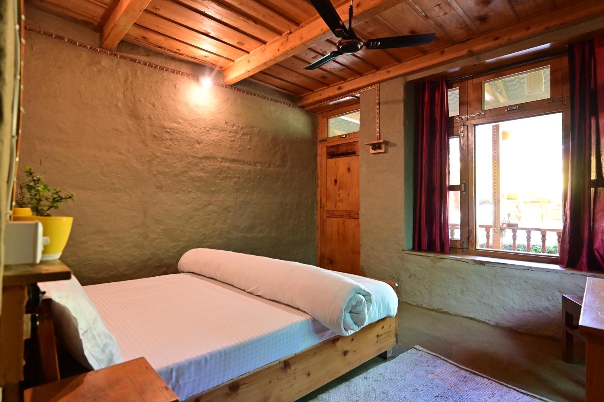 Himalayan Mud Resort Kasol Buitenkant foto